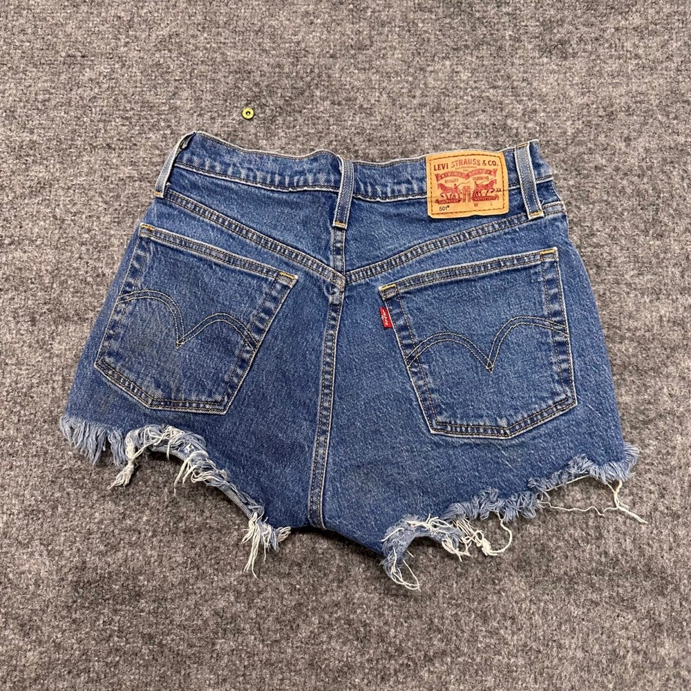 Levi's Shorts Womens Size 26 Blue 501 Original Cutoff High Waist Denim Shorts